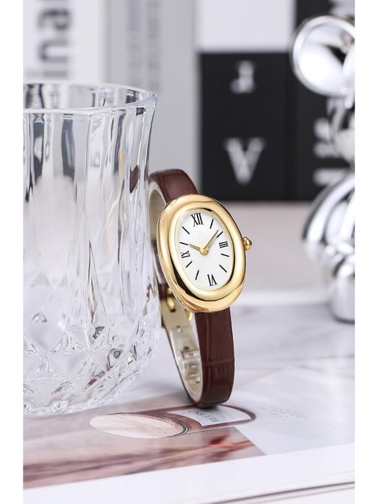 Women\'s Coffee Brown Analog Quartz Dial Bangle Vintage Bracelet Wrist Watch